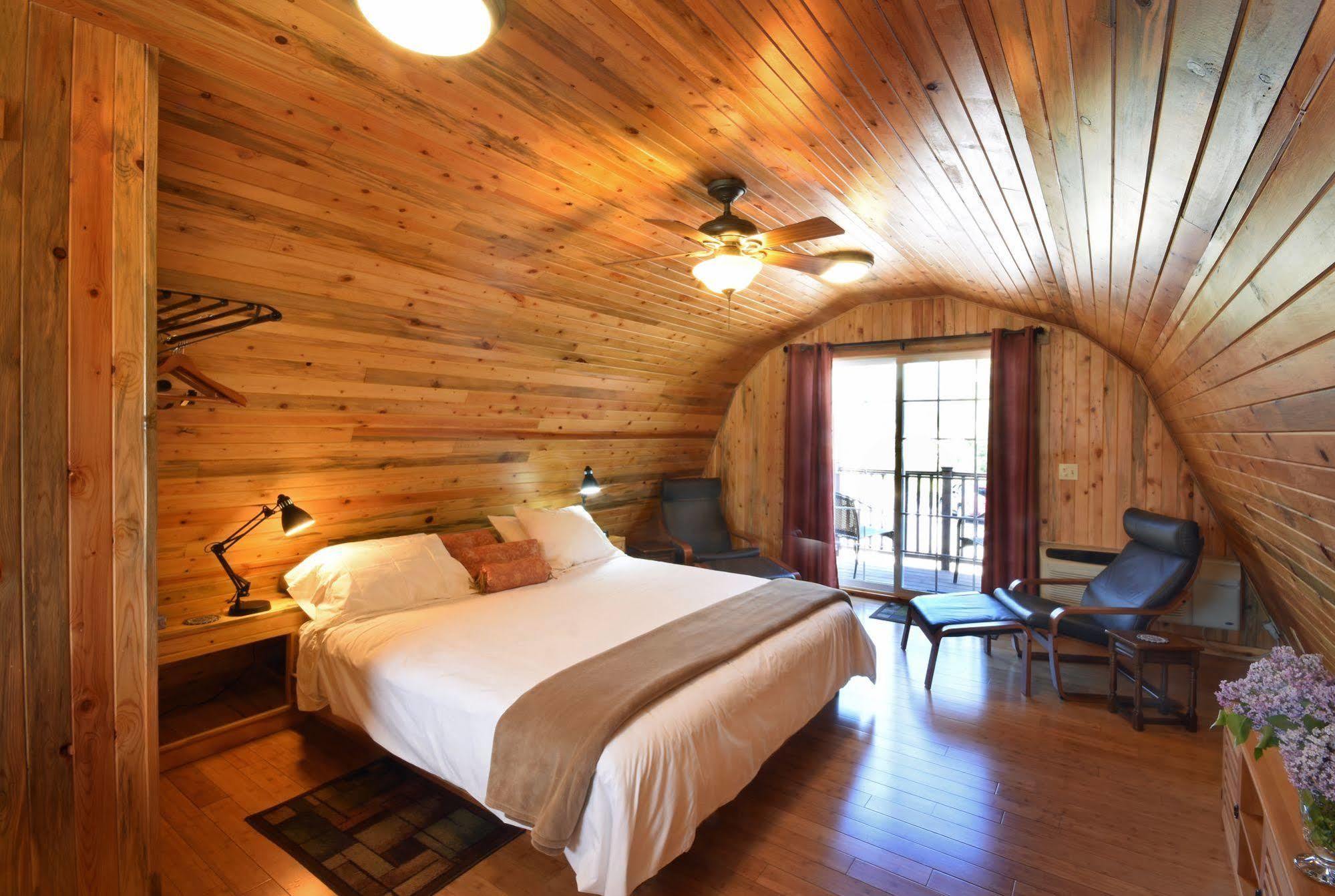 Bad Rock Bed And Breakfast Inn Columbia Falls Dış mekan fotoğraf